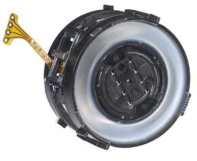 Synthetic jet engine with oscillating diaphragm